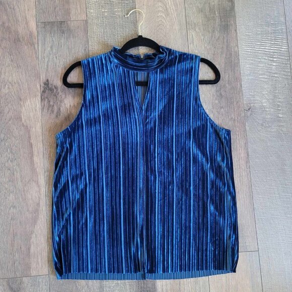 Signature by Reitmans Royal Blue Velour tank top with zipper on back EUC - Picture 5 of 5